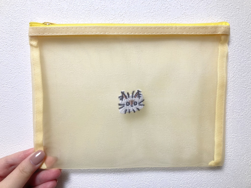 うちの猫 刺繍メッシュポーチ