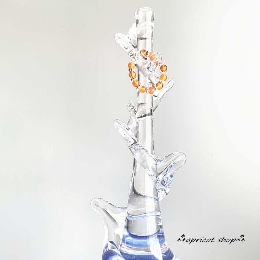 カーネリアンのキラキライヤーカフ