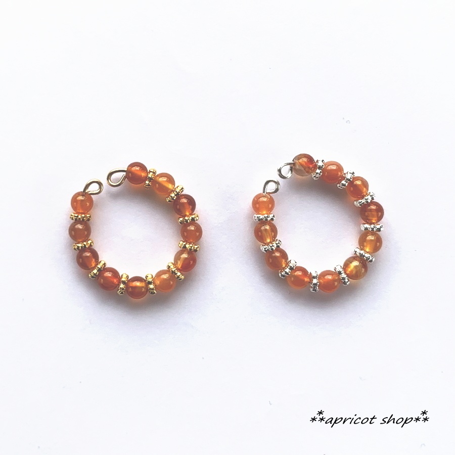 カーネリアンのキラキライヤーカフ