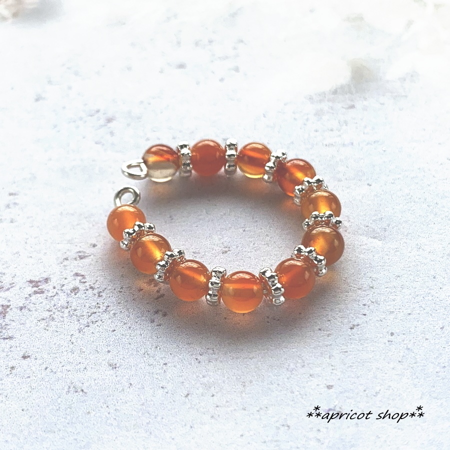 カーネリアンのキラキライヤーカフ