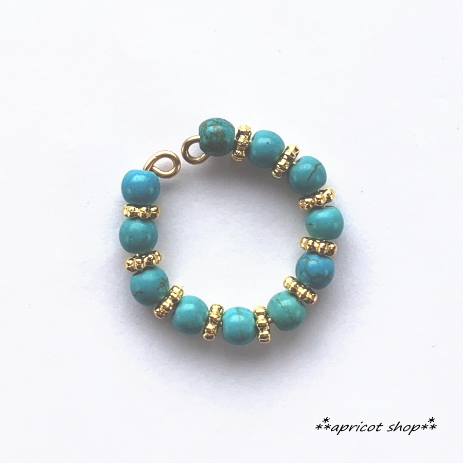 ターコイズのキラキライヤーカフ