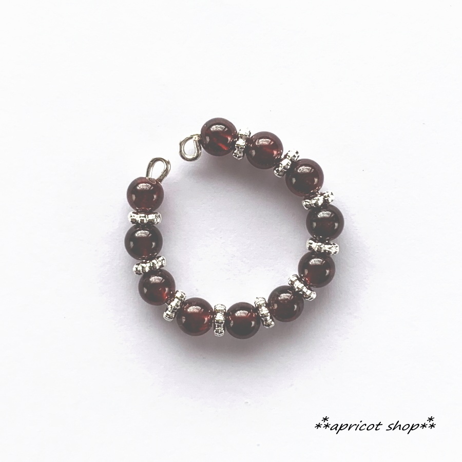 ガーネットのキラキライヤーカフ