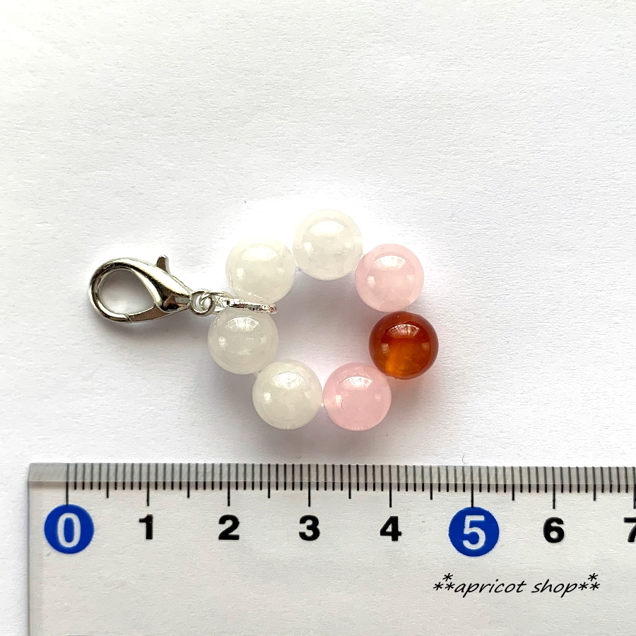 カーネリアンと翡翠 天然石 ストラップ/円環