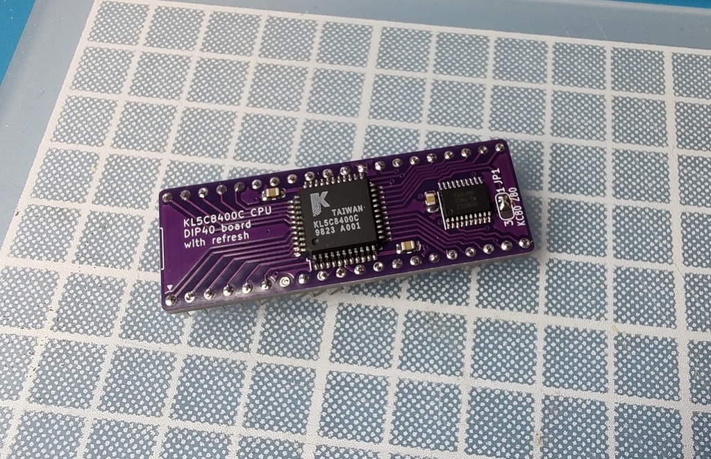 Z80互換CPU(KL5C8400)DIP40化基板