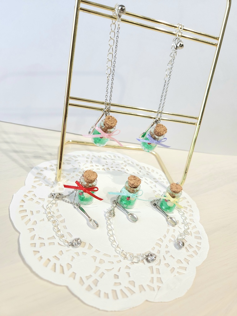 小瓶deくりぃむそーだ🍒