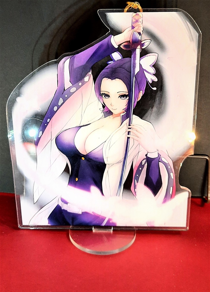  胡蝶しのぶ [shinobu kochou]