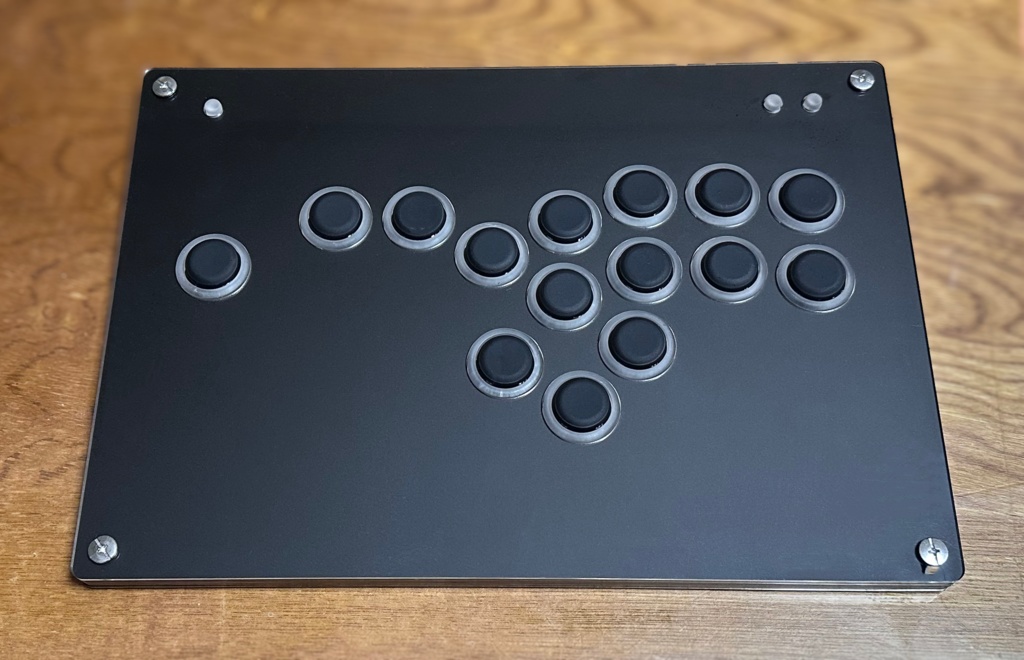 薄型レバーレスコントローラー「rPad 01」