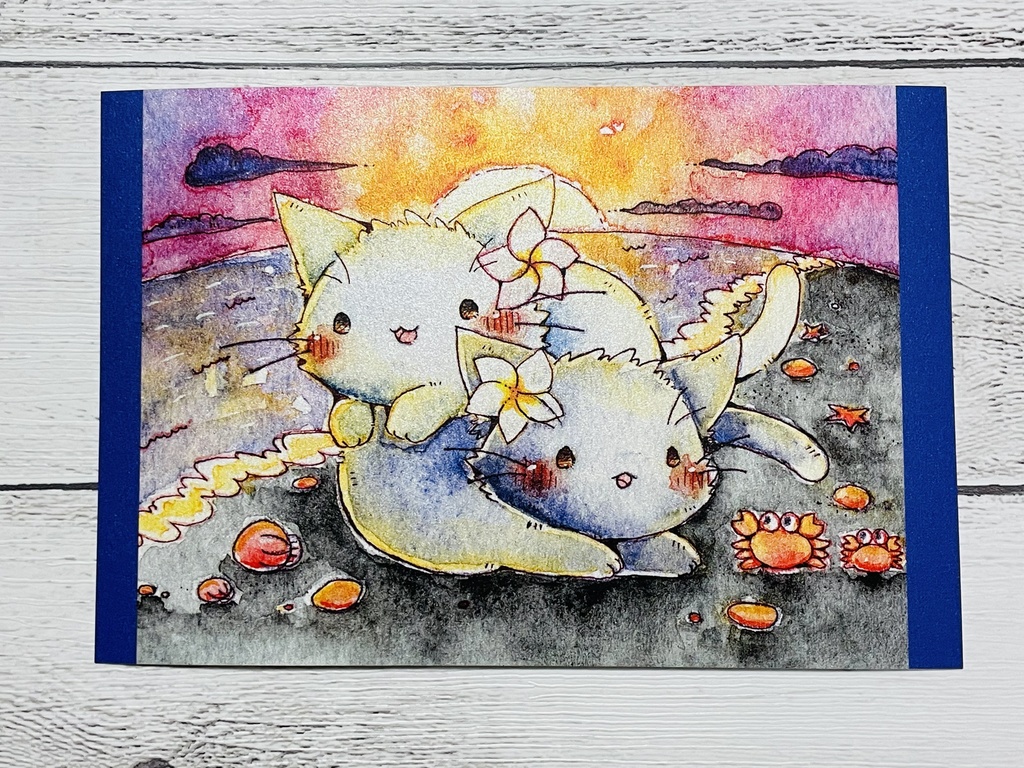 「猫さんと海」シリーズのポストカードです。