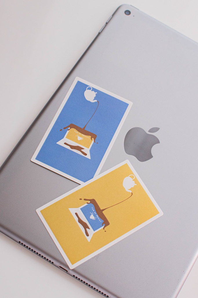 【ノーマルVer】PCばっかいじってないでお茶か音楽の時間にしようぜステッカー