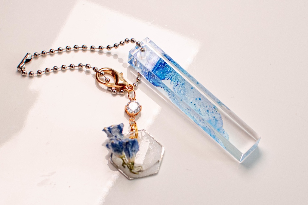 【一点もの】庭で拾った花と歌のかけらチャーム