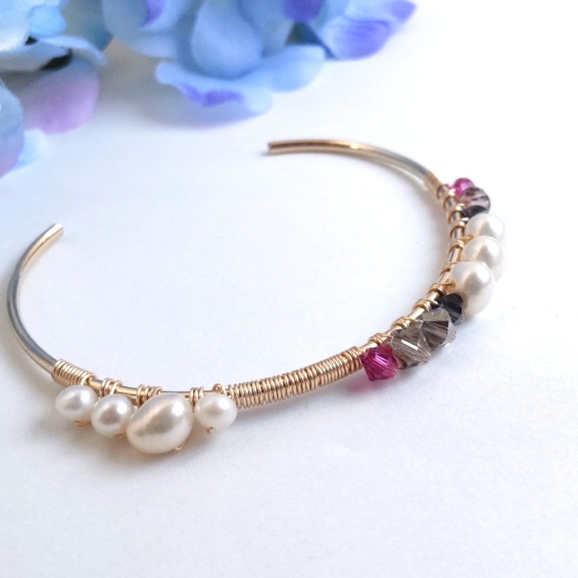 社長のバングル/真珠とスワロ