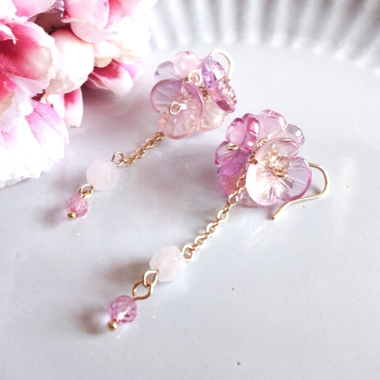 花咲くピアス/イヤリング（ローズクォーツ、トパーズ天然石）非公式健屋花那イメージアクセサリー