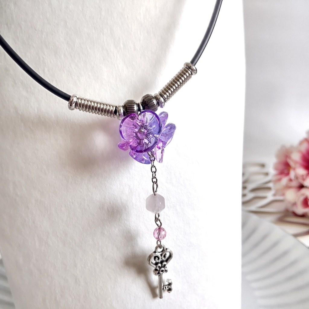 にじそうさく06お品書き⑤白雪巴、黛灰、不破湊、剣持刀也、健屋花那、叶、葛葉非公式イメージアクセサリー