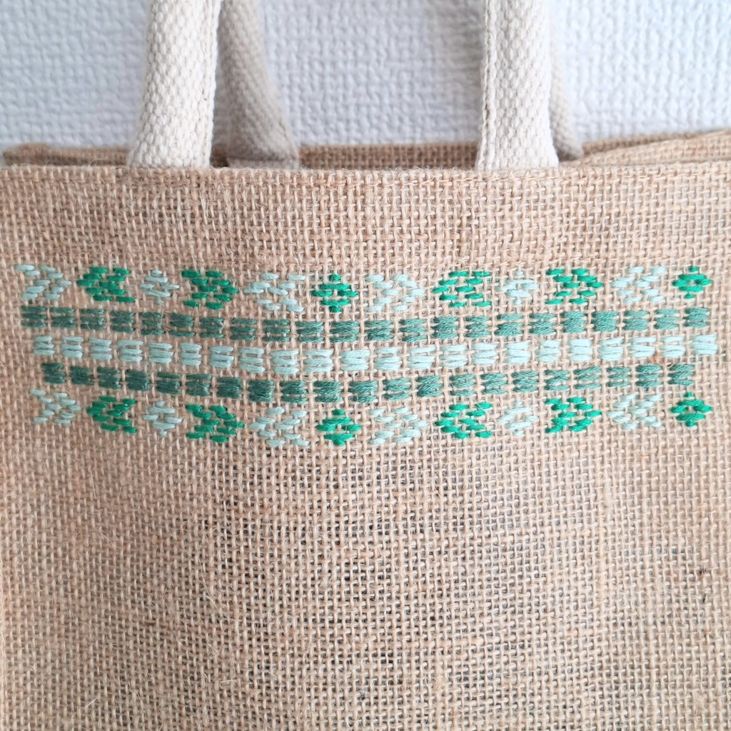 こぎん刺し刺繍ジュートバッグ 緑ライン刺しゅう