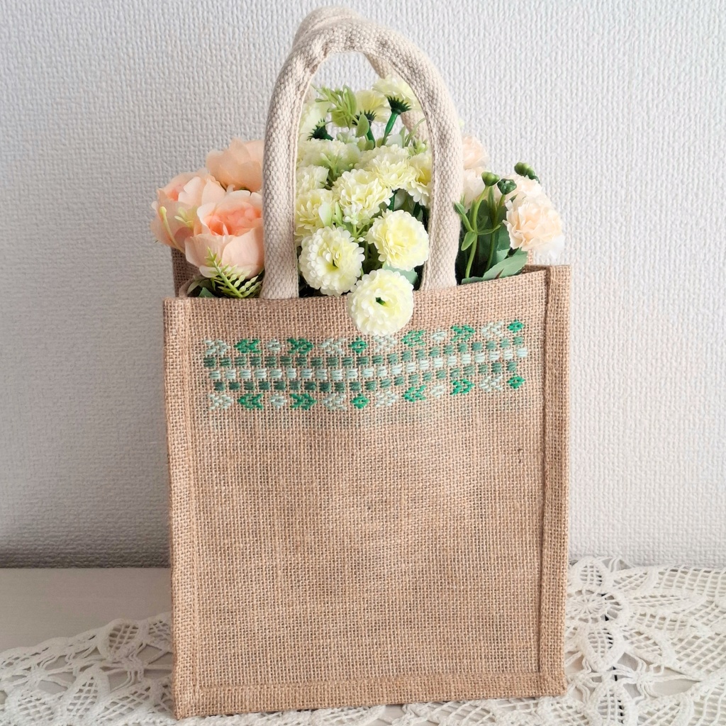 こぎん刺し刺繍ジュートバッグ　緑ライン刺しゅう