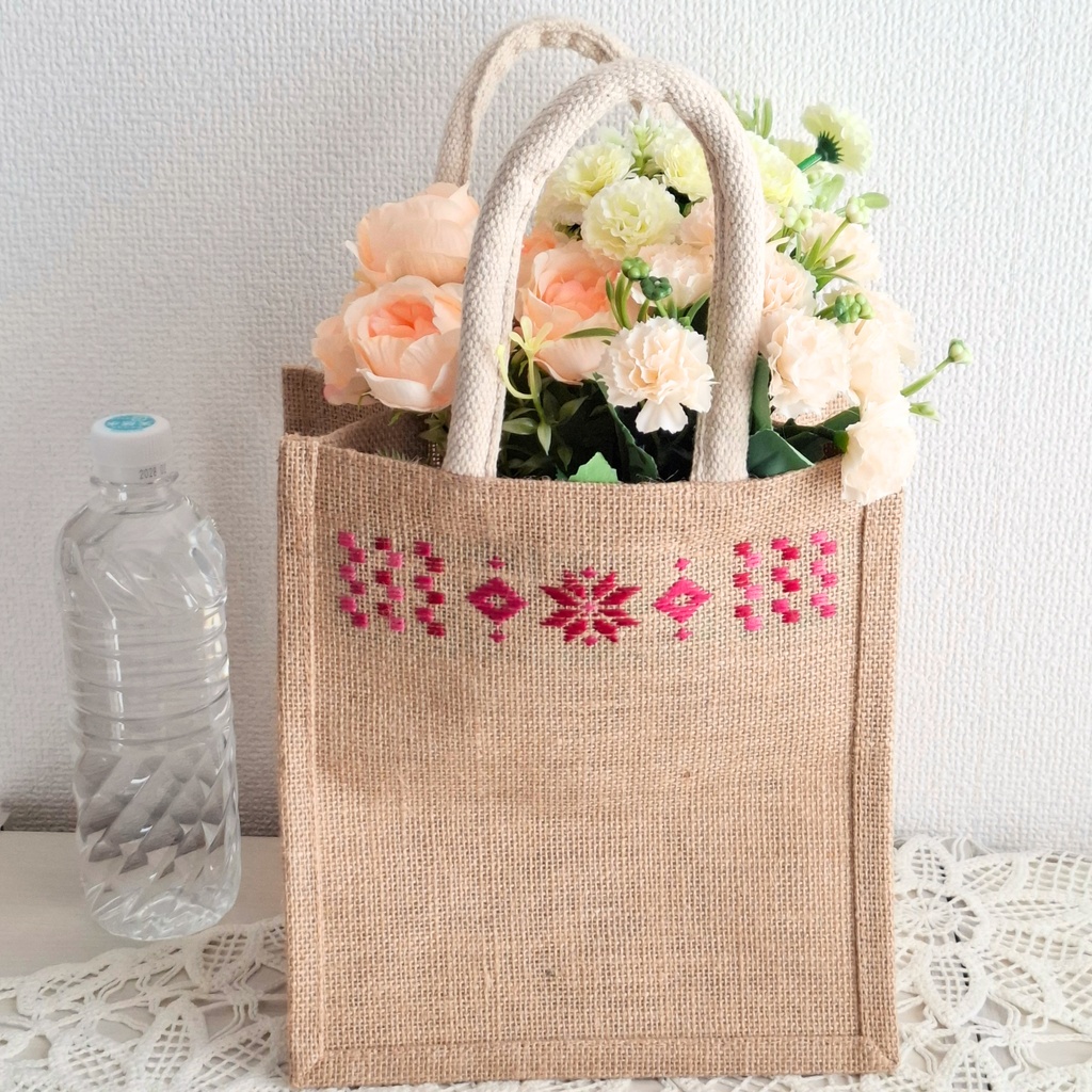 こぎん刺し刺繍ジュートバッグ 赤ピンク刺しゅう