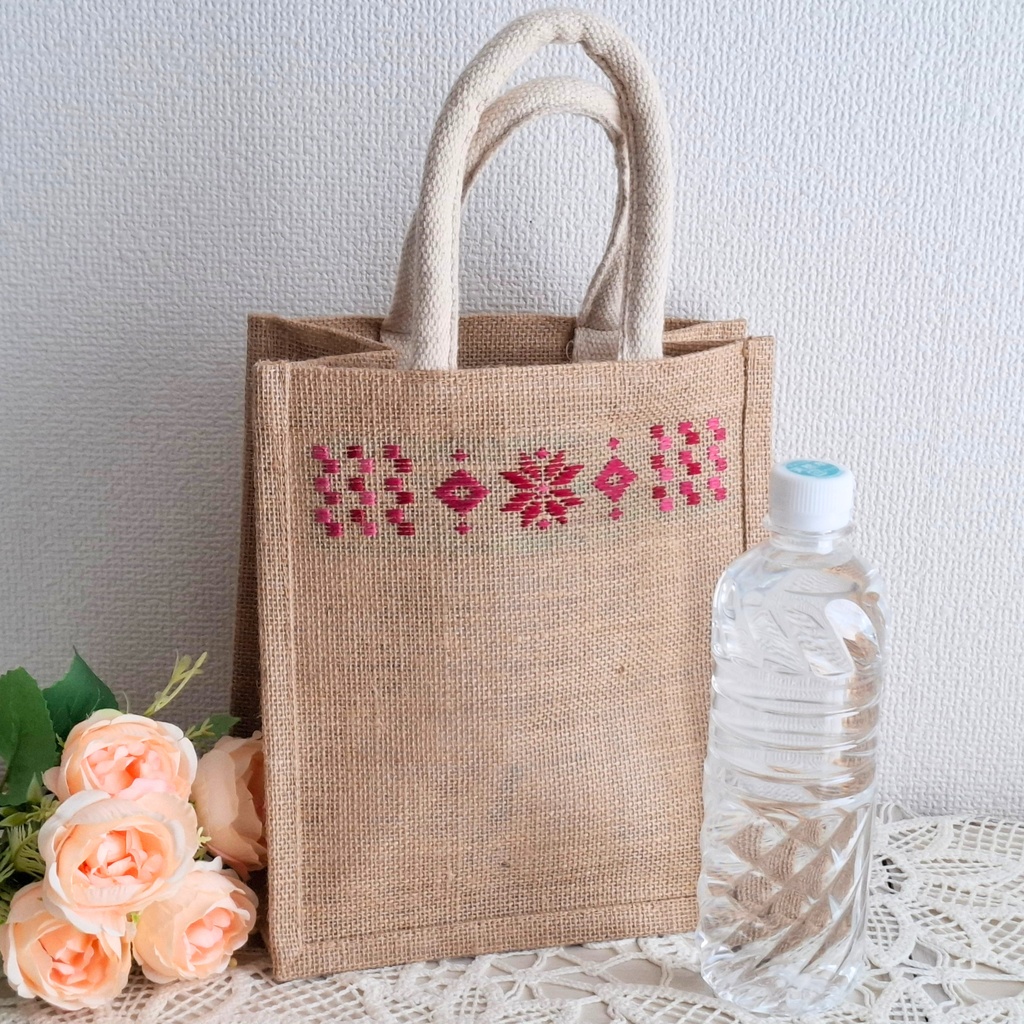 こぎん刺し刺繍ジュートバッグ 赤ピンク刺しゅう