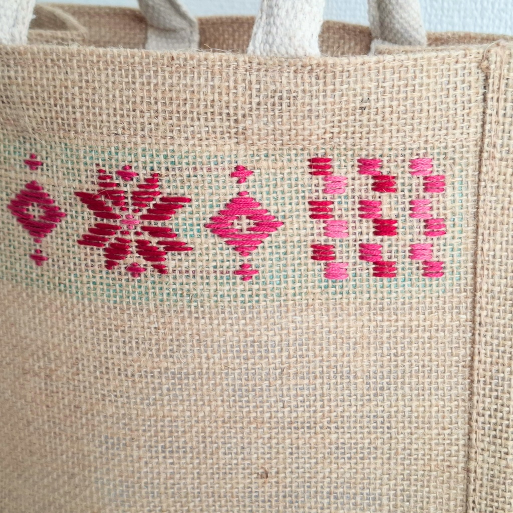 こぎん刺し刺繍ジュートバッグ 赤ピンク刺しゅう