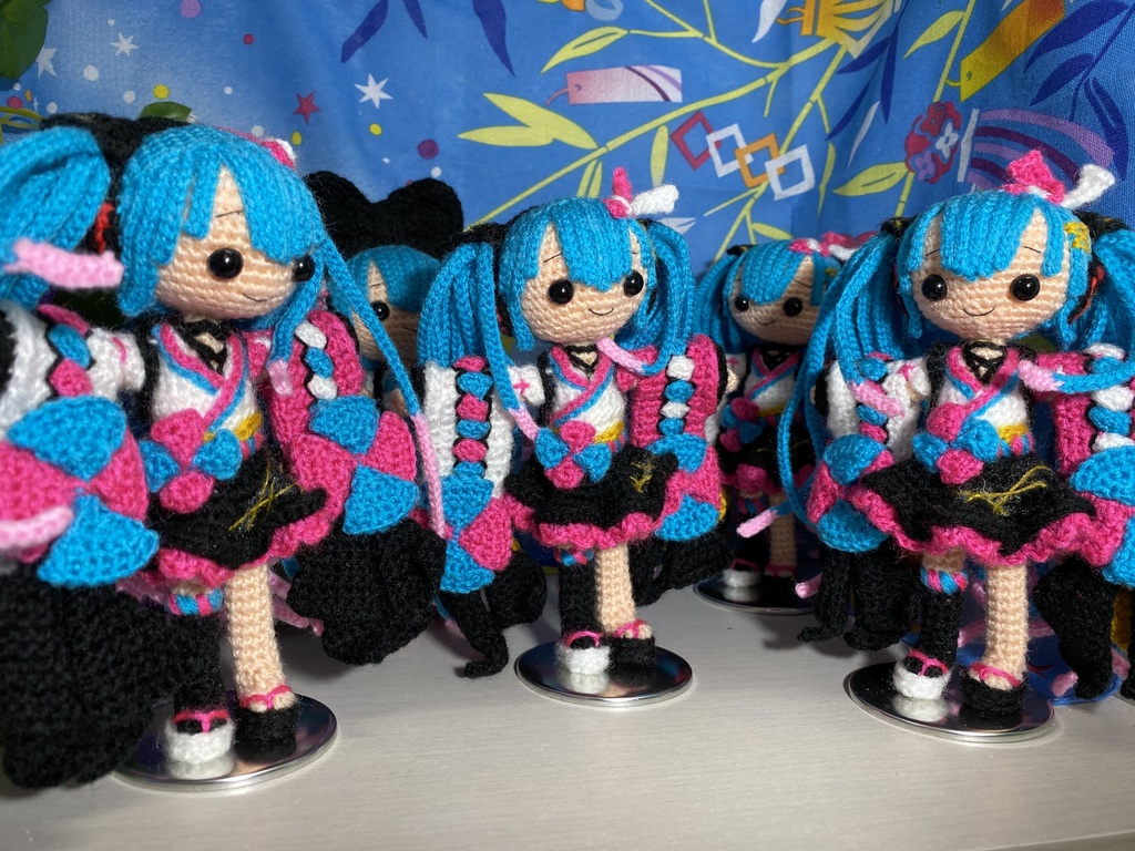 マジカルミライ2020 初音ミクちゃん編みぐるみ