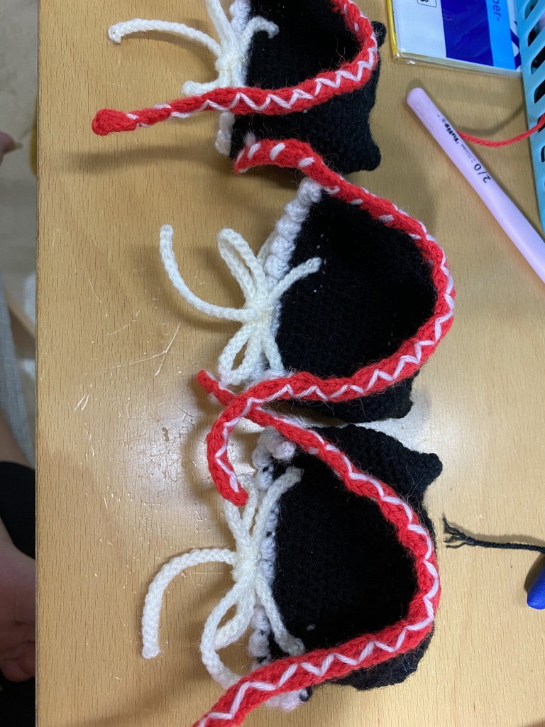 ピエレッタ(初音ミク)さんあみぐるみ