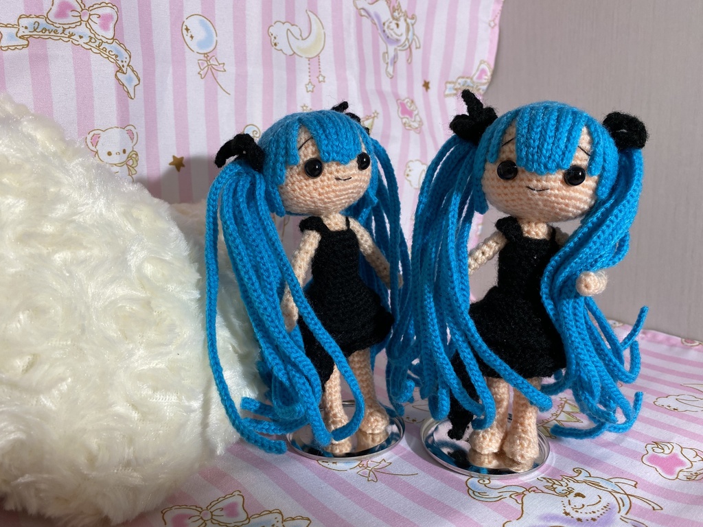 深海少女(初音ミク)さんあみぐるみ(薄青)