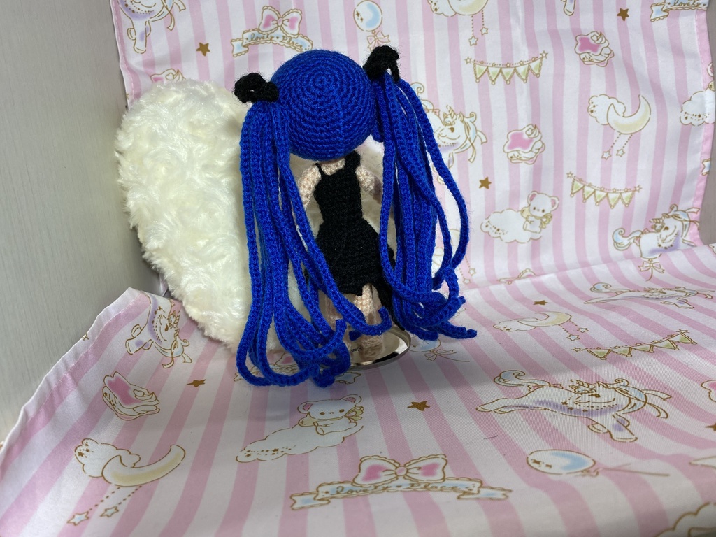 深海少女(初音ミク)さんあみぐるみ(濃青)