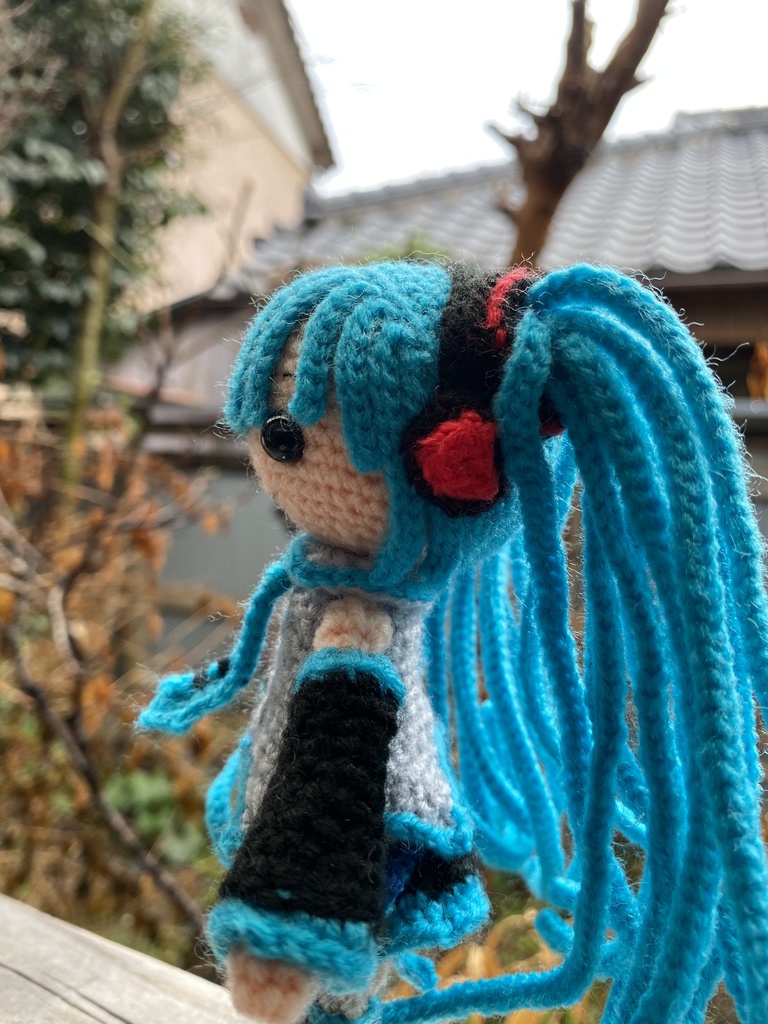 初音ミクちゃん(デフォ青)編みぐるみ