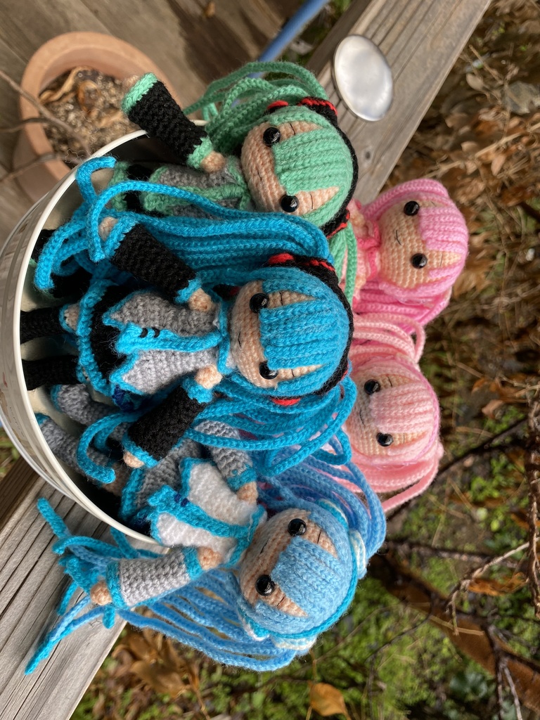 初音ミクちゃん(デフォ緑)編みぐるみ