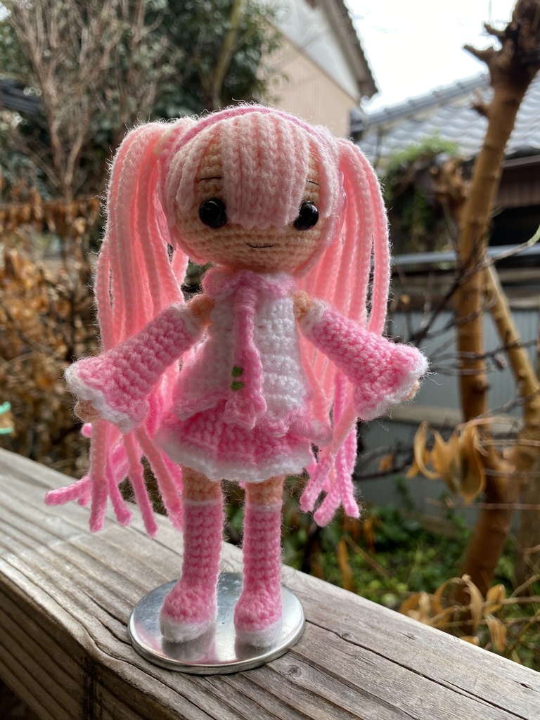 桜ミクちゃん（薄ピンク）編みぐるみ