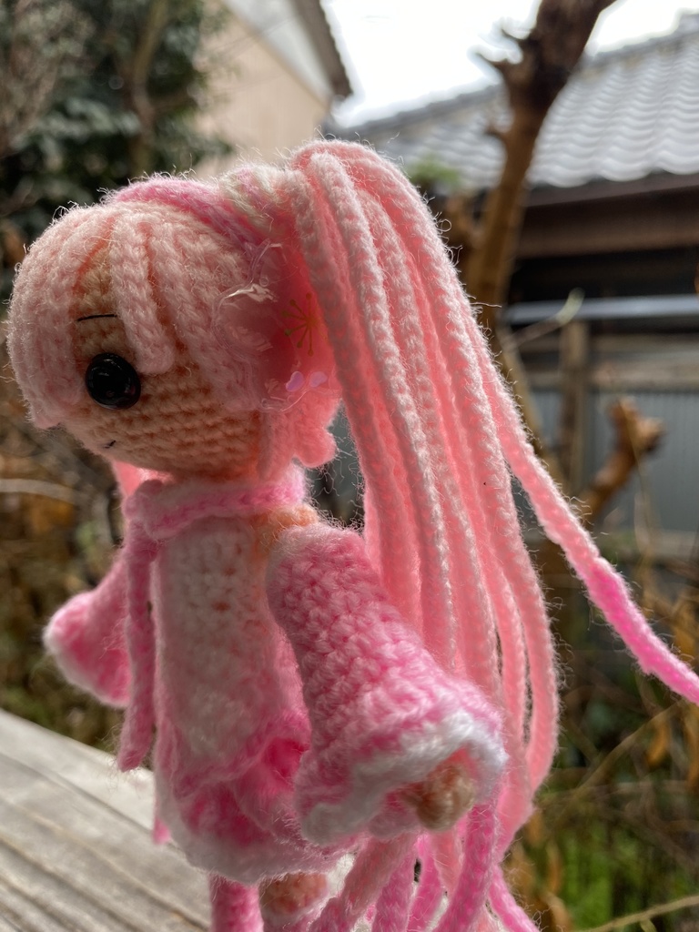 桜ミクちゃん(薄ピンク)編みぐるみ