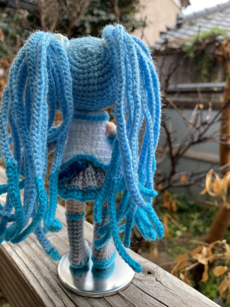 雪ミクちゃん(初代ちゃん)編みぐるみ