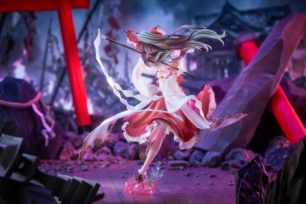 東方Project 博麗霊夢 ~戦う巫女~ 戦損Ver. 1/7 レジンガレージキット (WF2026Shanghai)