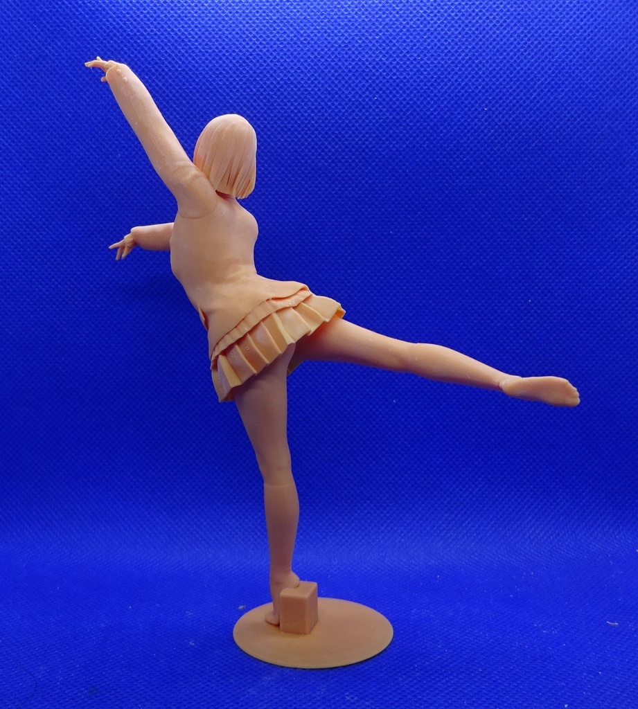 1/12 学生(バレーポーズ)