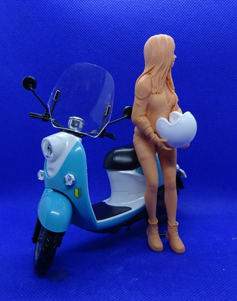 1/12 少女(バイクポーズ)