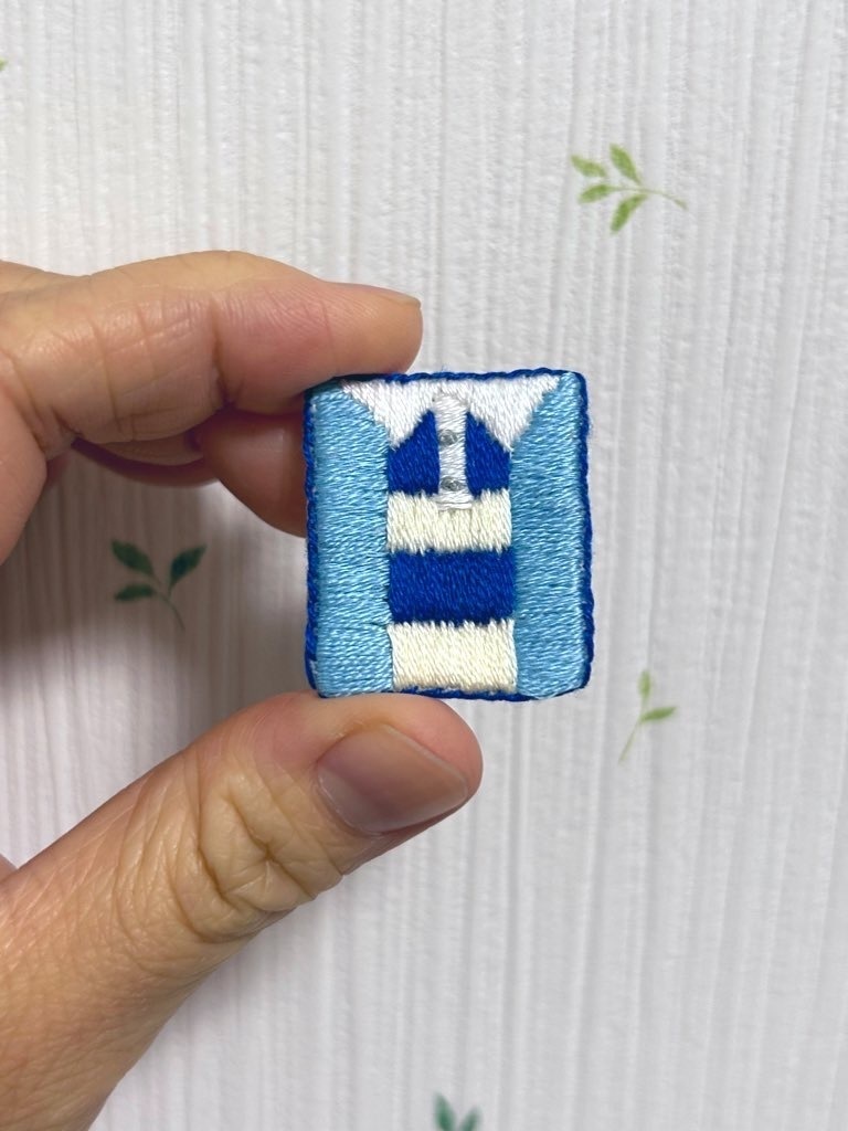 fkmtキャラ刺繍ブローチ