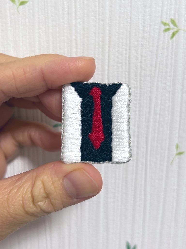 fkmtキャラ刺繍ブローチ