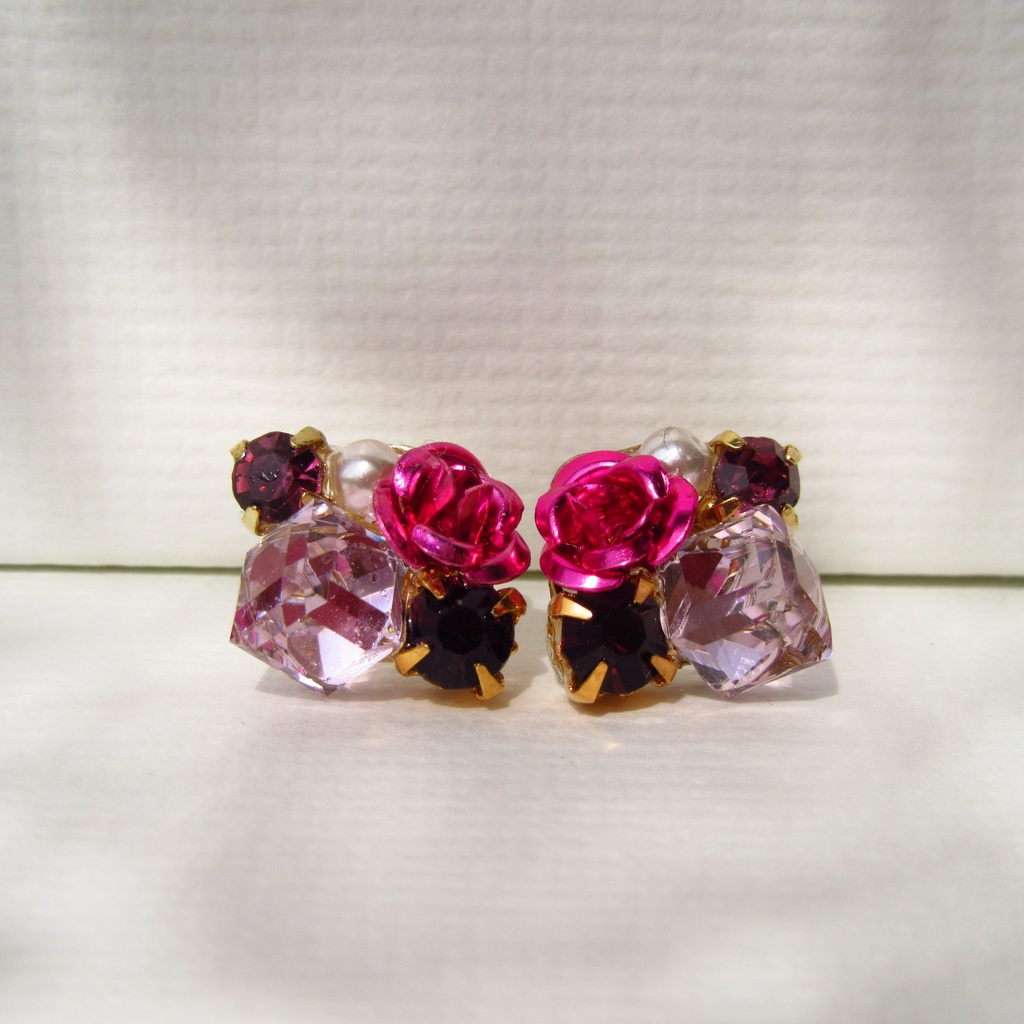 アリアイメージキューブピアス Sale Schmuck Booth