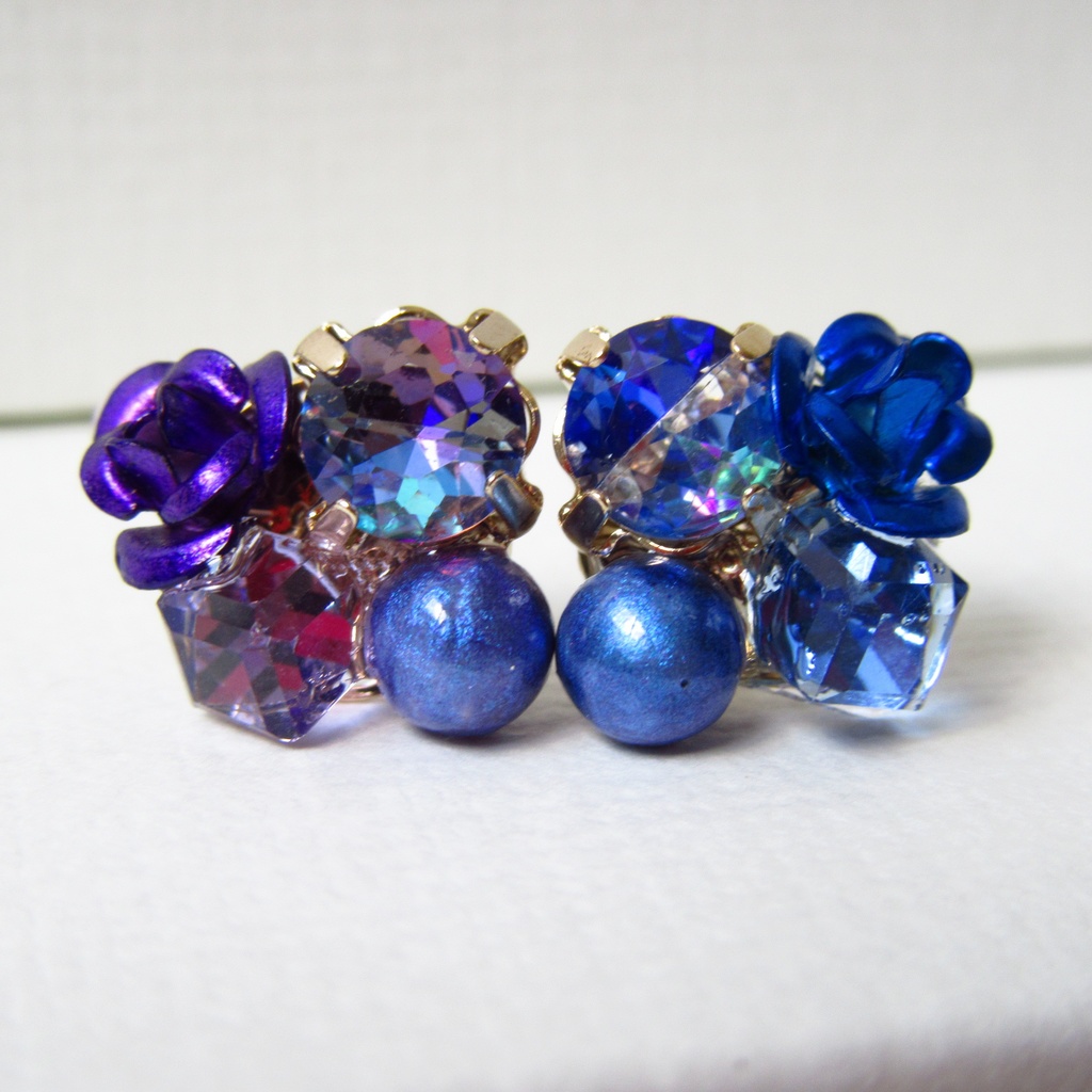 キューブピアスItype