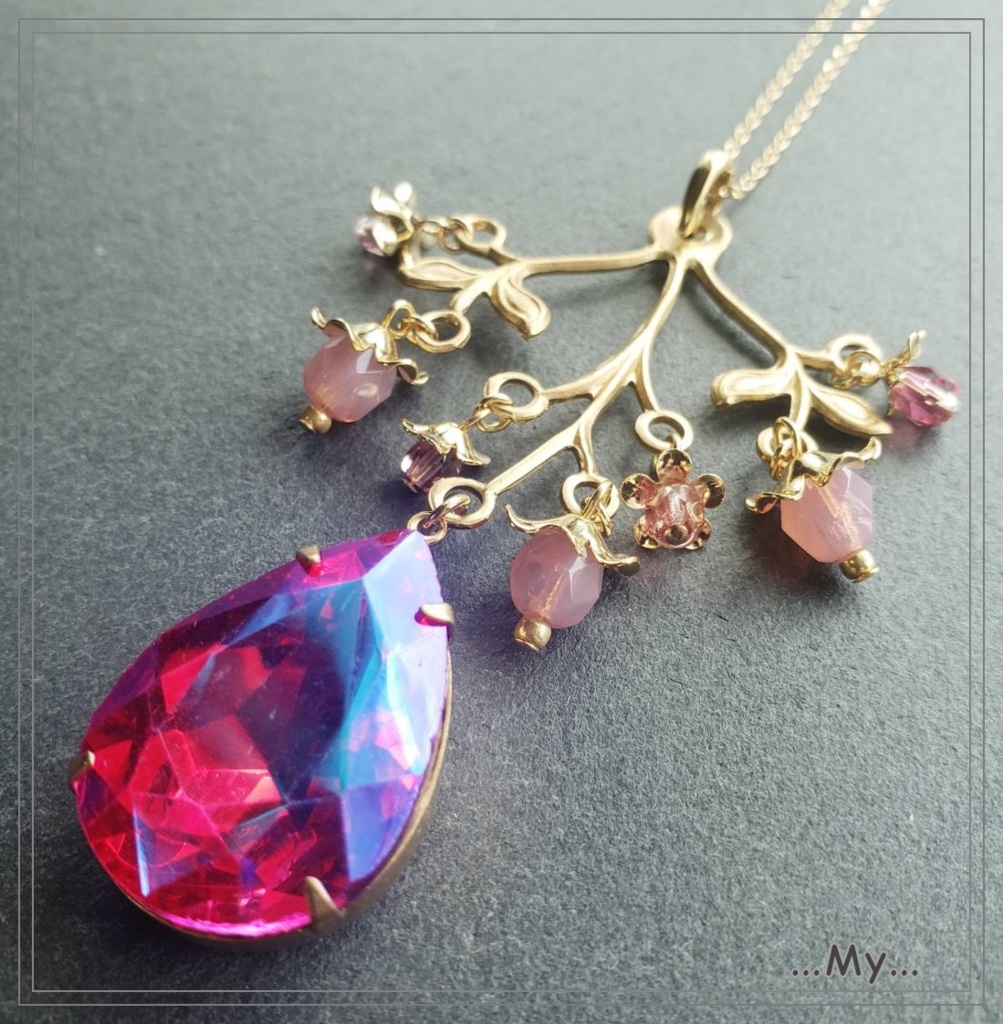 【鬼滅の刃】竈門禰豆子イメージネックレス