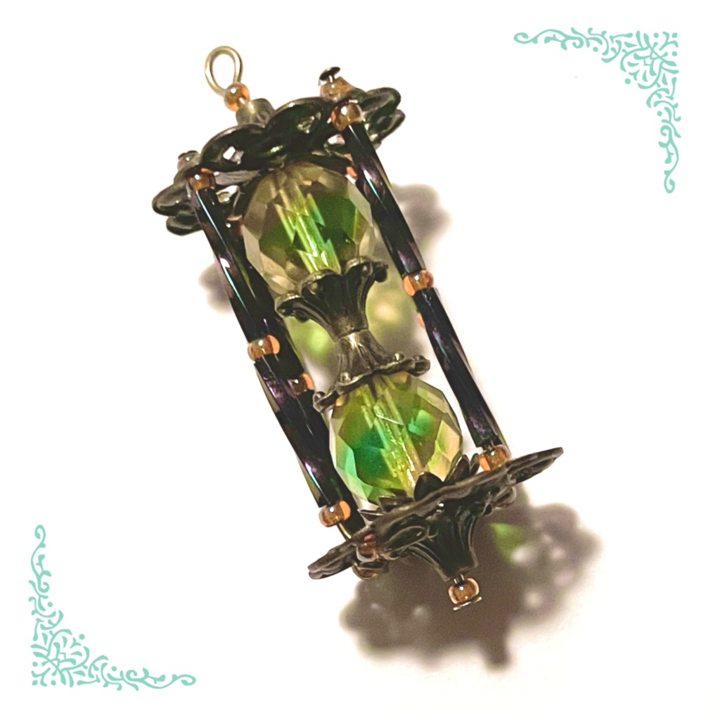 命の砂時計ペンダント　E新緑グリーン