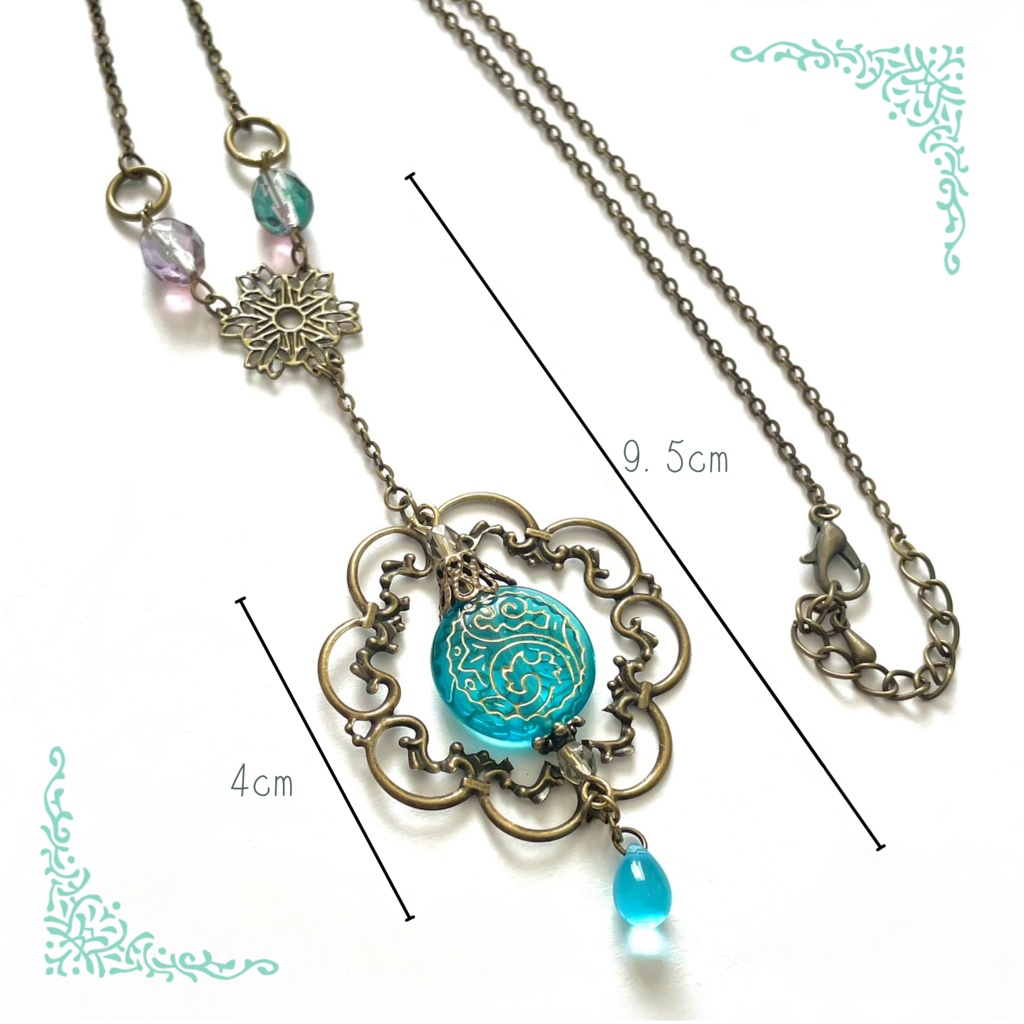 泉の巫女のペンダント