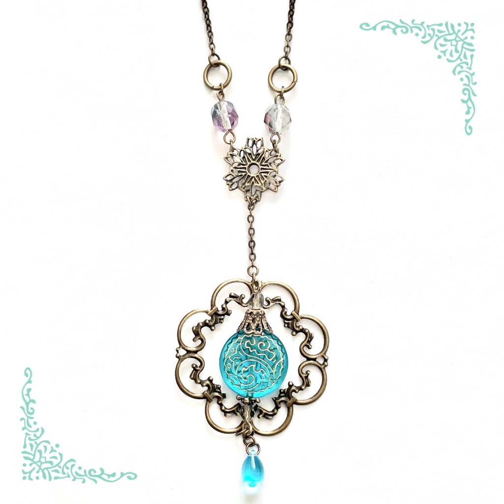 泉の巫女のペンダント