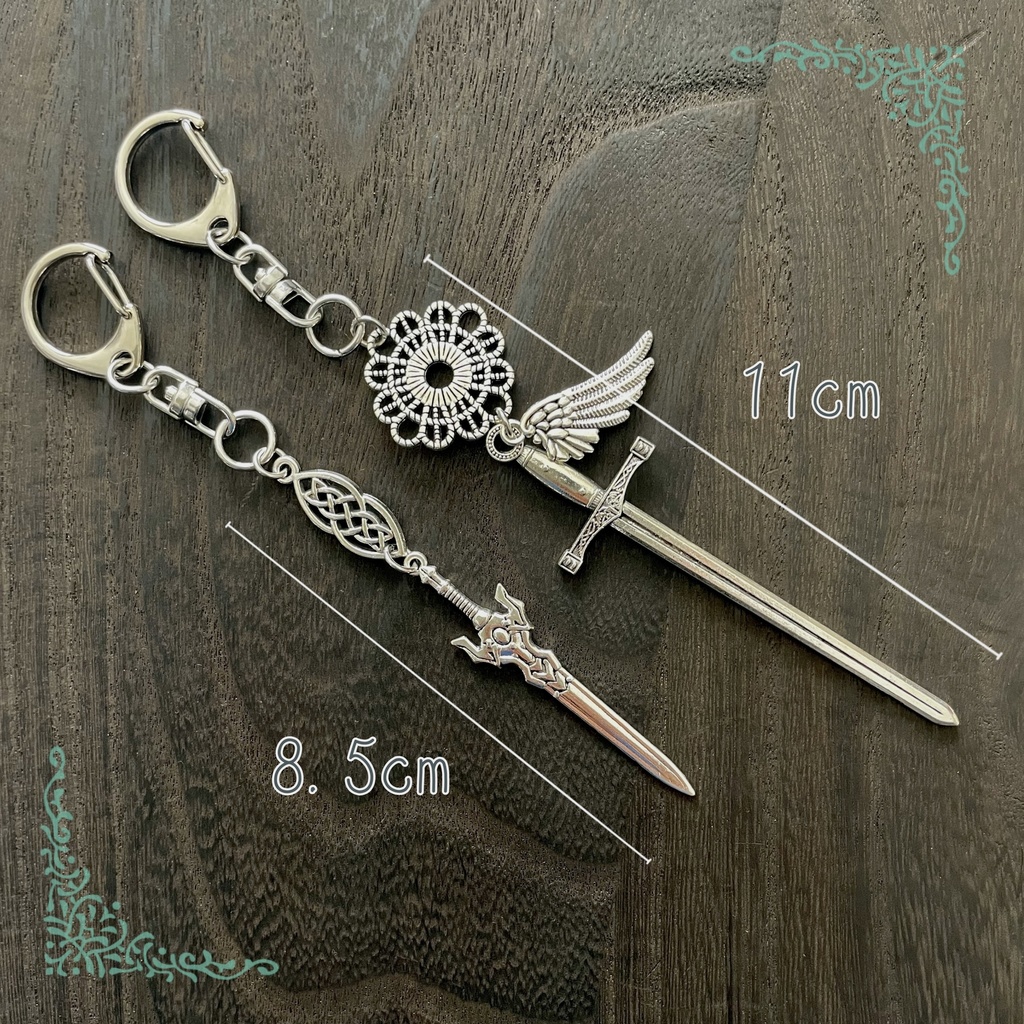 『クェルノスの眷属』の登場人物イメージキーホルダー