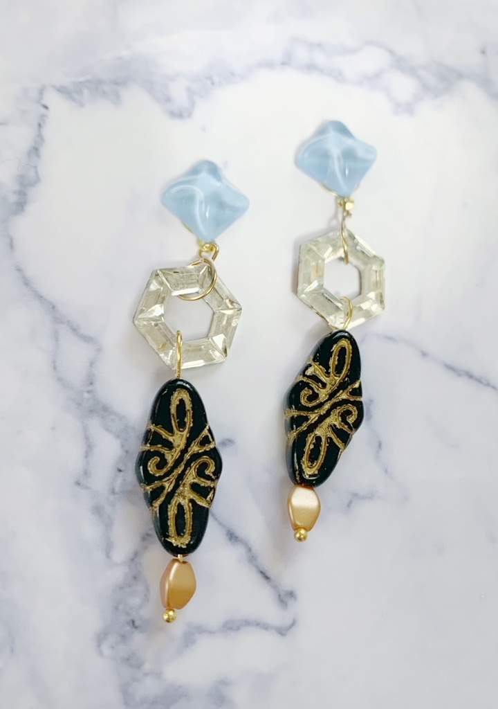 異素材のワンピースピアス イヤリング 樹脂ピアス変更可 Umeboshiya Booth 異素材のワンピースピアス イヤリング 樹脂ピアス変更可 Umeboshiya Booth