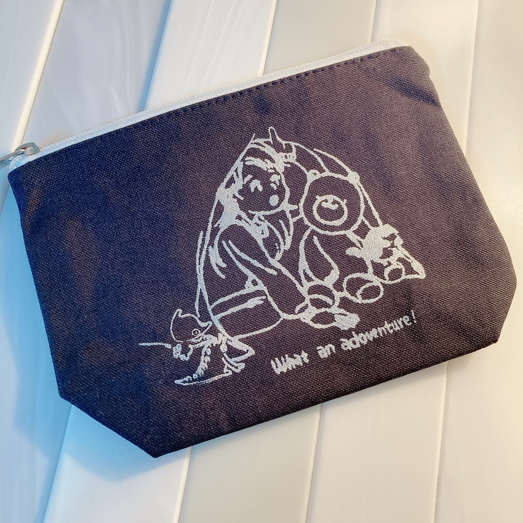 最古のポーチ（what an adventure!）