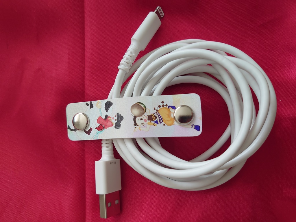 ケーブルホルダー