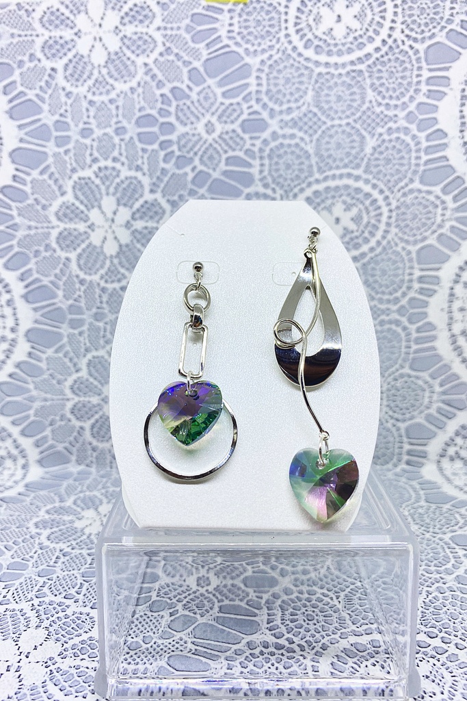甘露寺蜜璃 イメージピアス