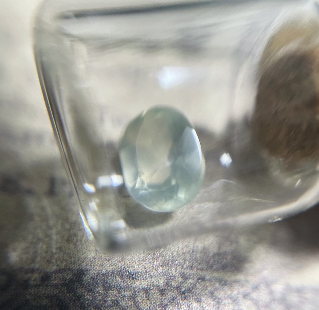 プレナイトのチャーム