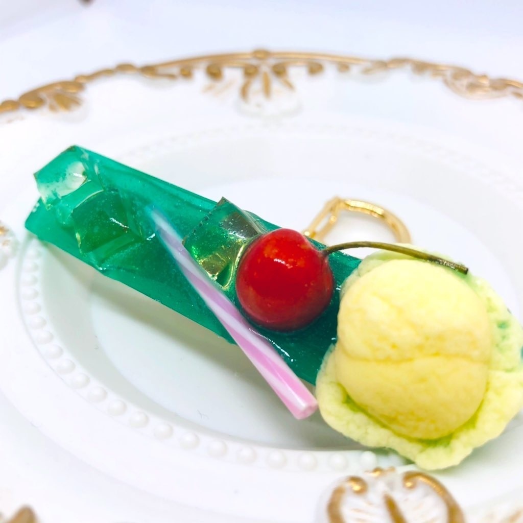 メロンソーダのキークリップ キーホルダー