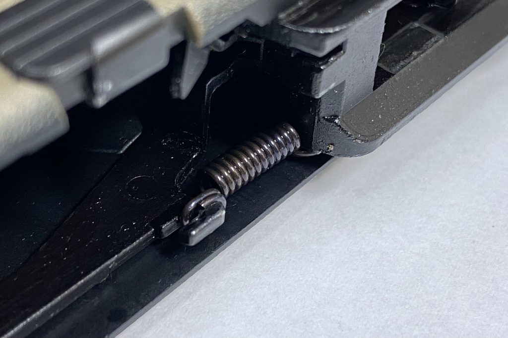 【再販未定】『トリガーが重くなるバネ』 東京マルイ GLOCK17 Gen.4 用 "B"